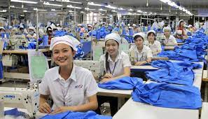 Egypt signs deal for $100m worth of Chinese textile and apparel projects