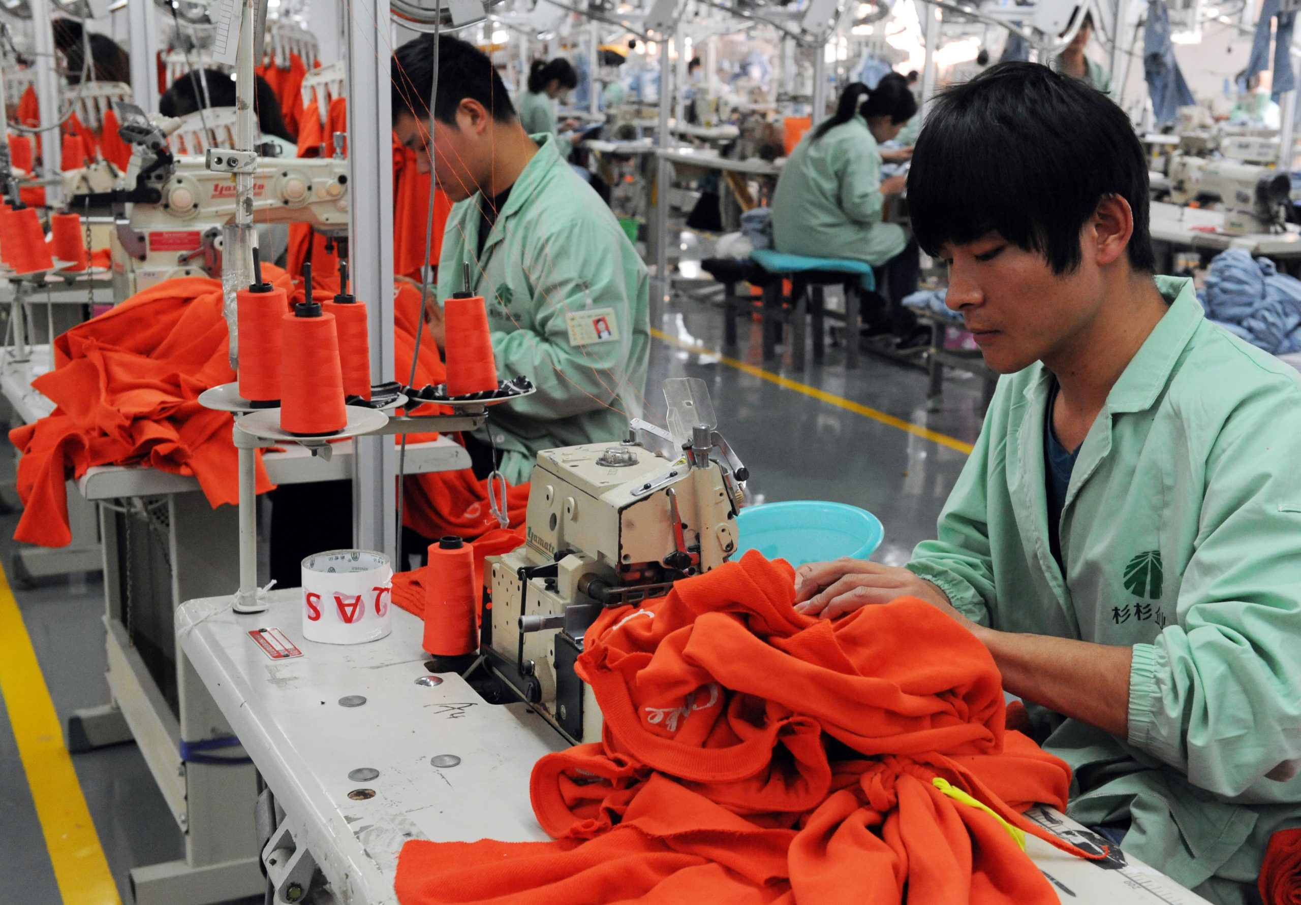 China manufacturing contracts for a 4th straight month in January